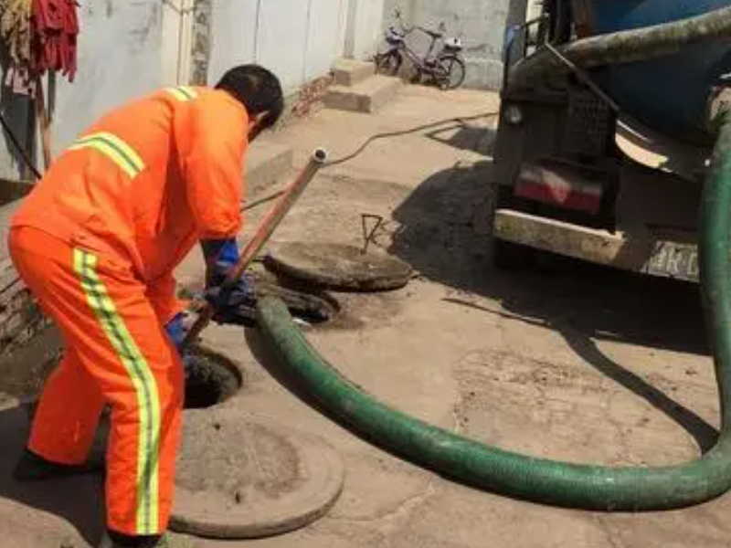苏州昆山专业吸化粪池 隔油池 疏通下水道修复到位